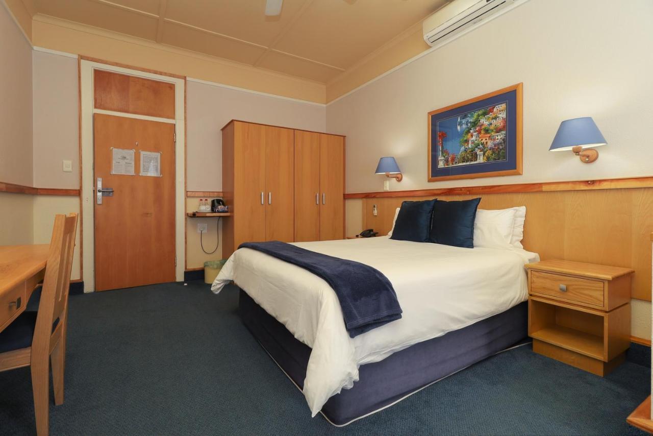 Humewood Hotel Port Elizabeth Esterno foto