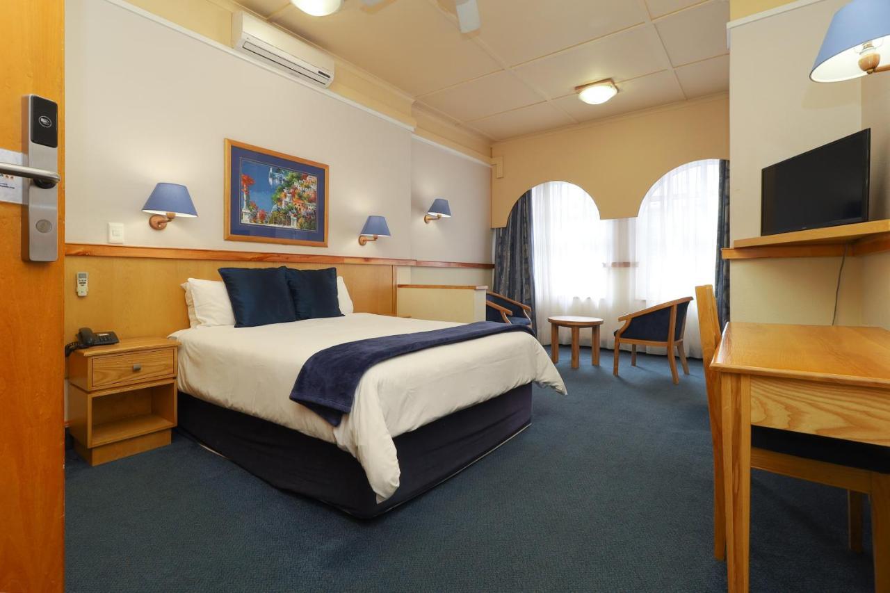 Humewood Hotel Port Elizabeth Esterno foto