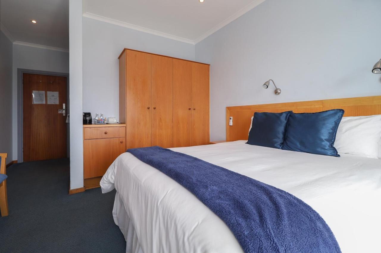 Humewood Hotel Port Elizabeth Esterno foto