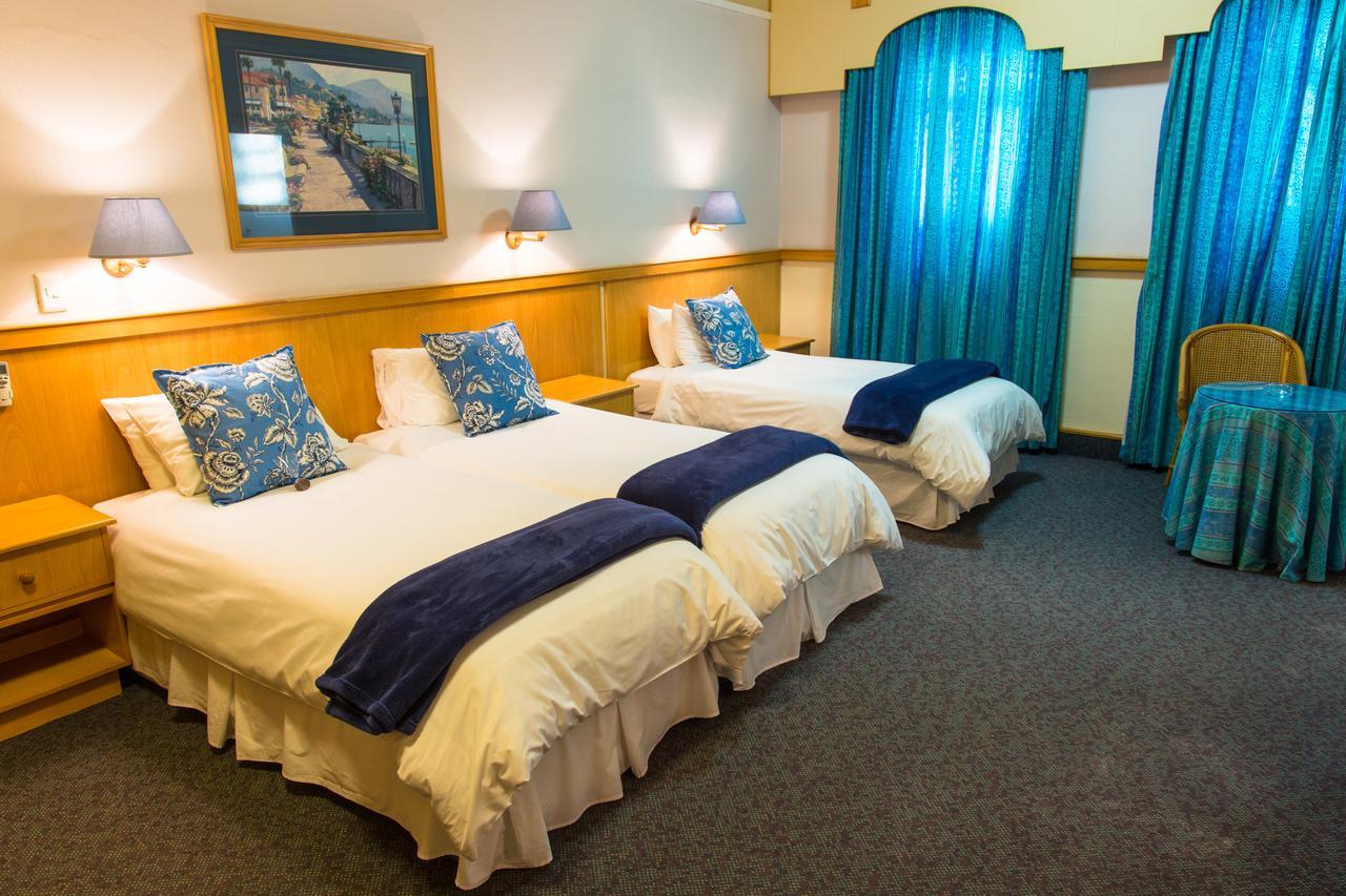 Humewood Hotel Port Elizabeth Esterno foto