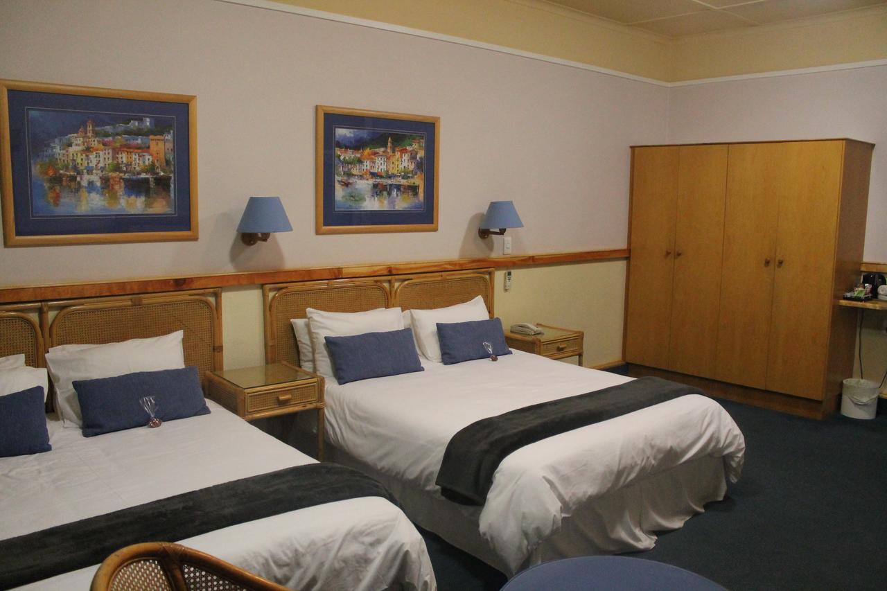 Humewood Hotel Port Elizabeth Esterno foto